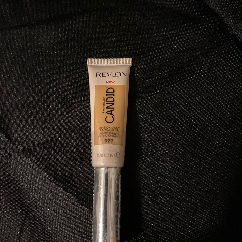 Revlon Photoready Candid Antioxidant Concealer #027 BISCUIT